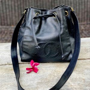 CHANEL Caviar Drawstring Bucket Crossbody Bag
